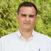 gareth jones thanyapura 500x500 | Staging - Hue Marketing